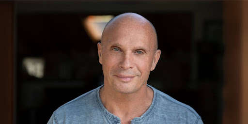 Luca Bosurgi Launches "Captain You" Course for Life Coaching, Mental Healing, and Emotional Independence.