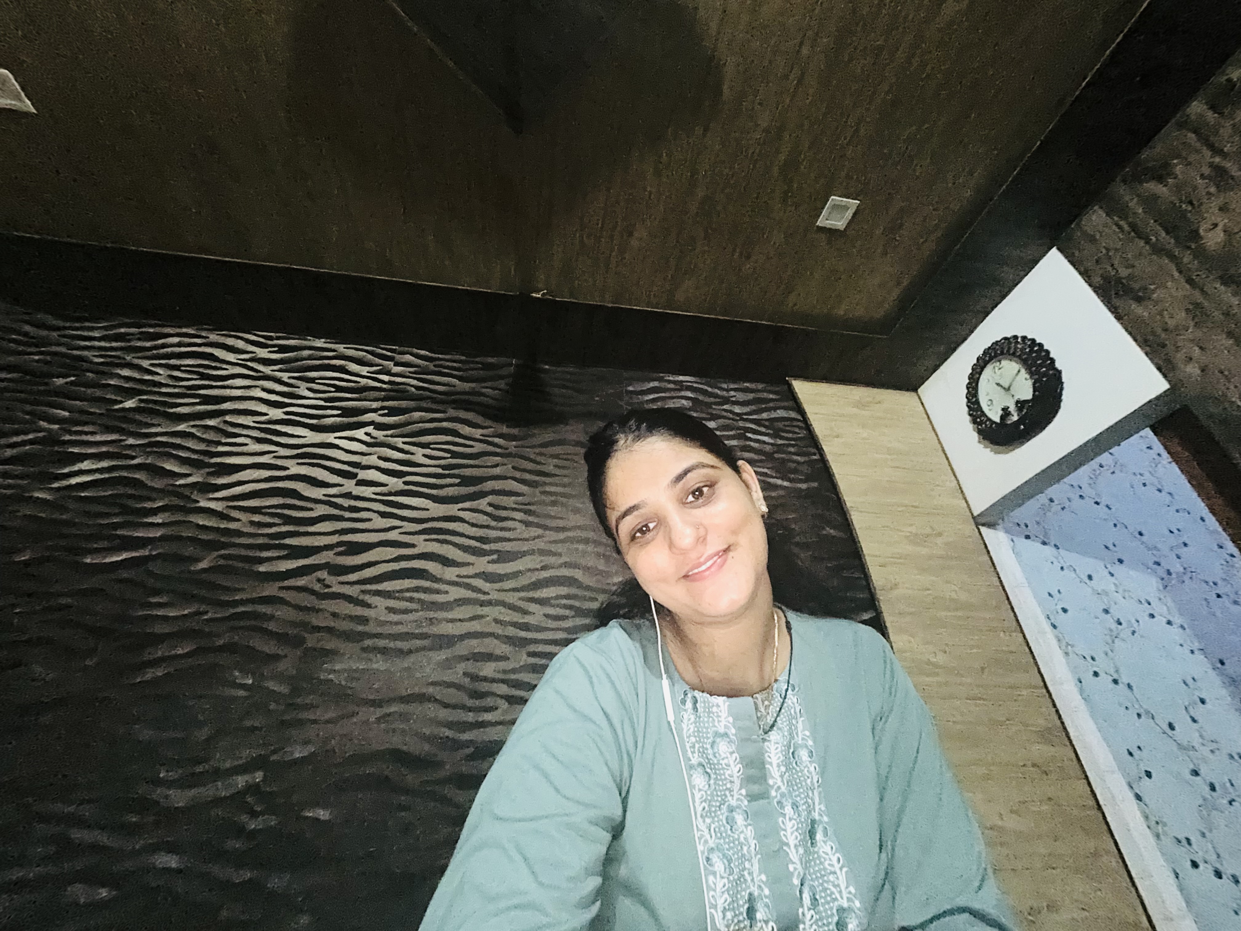 Divya Mayur 