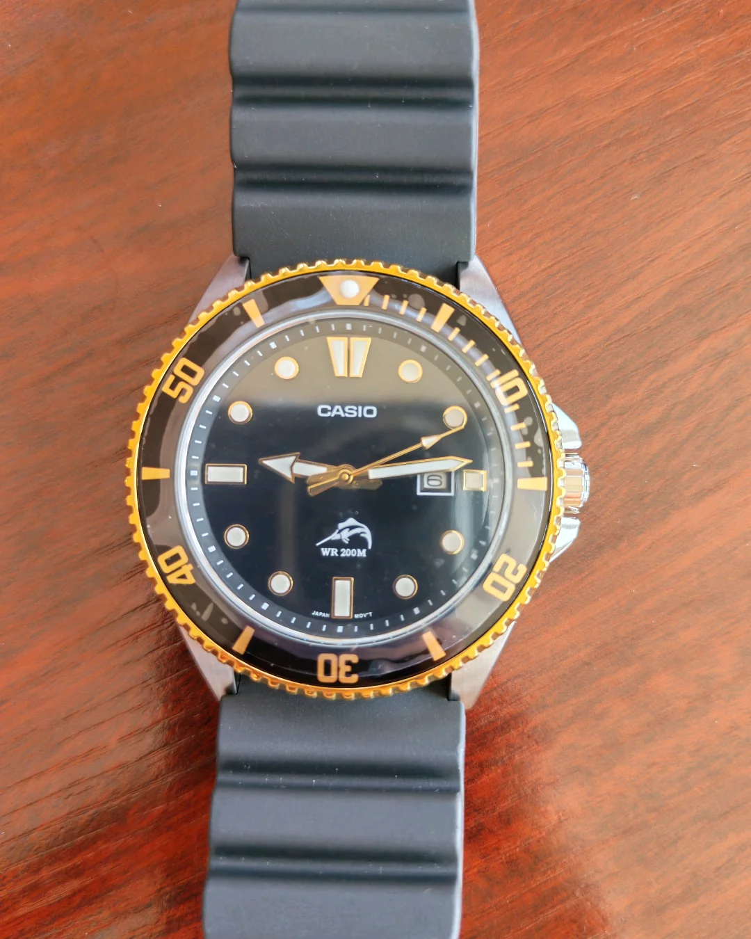 Casio Duro Marlin MDV-106 Sabljarka Zlatni