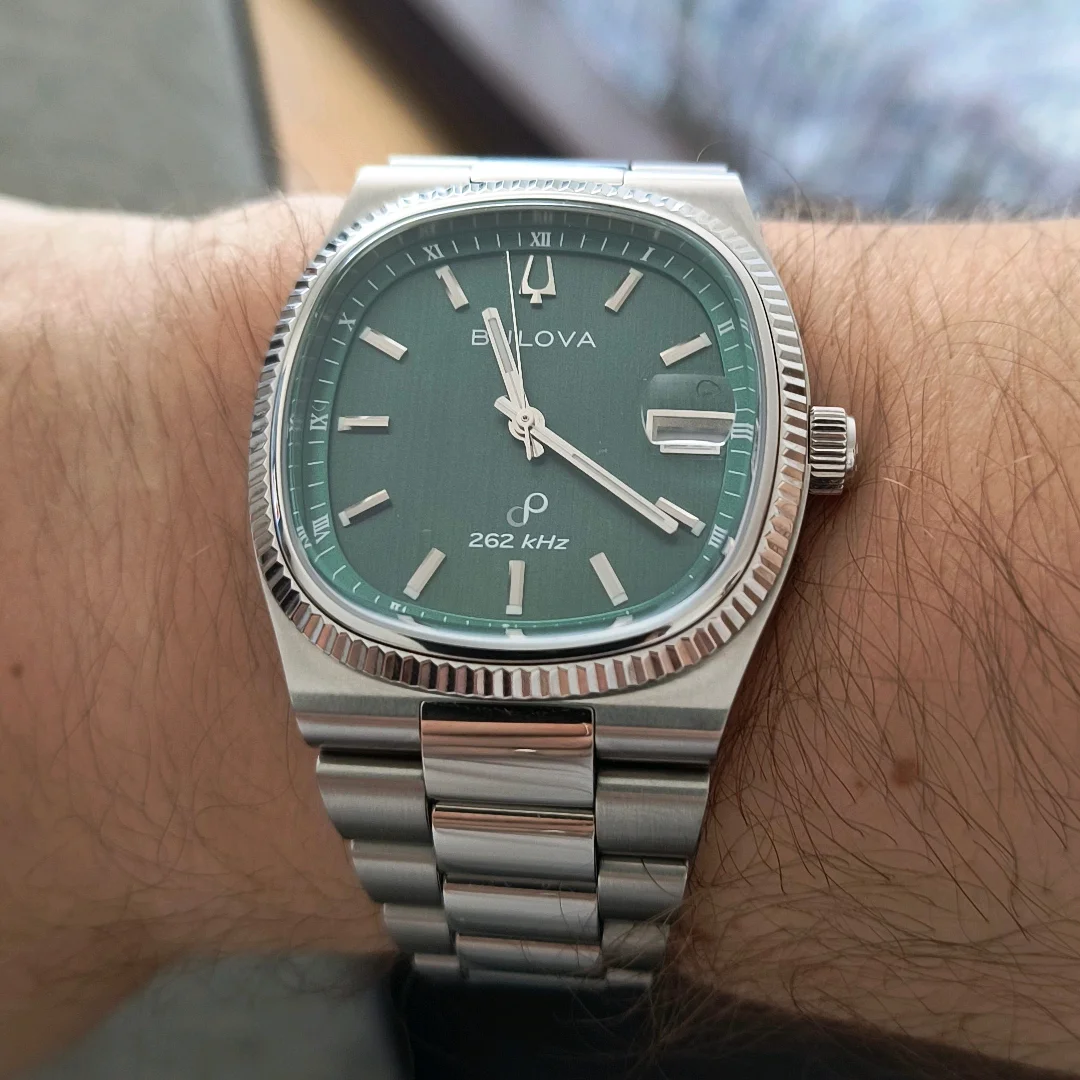 Bulova Super Seville 262 kHz