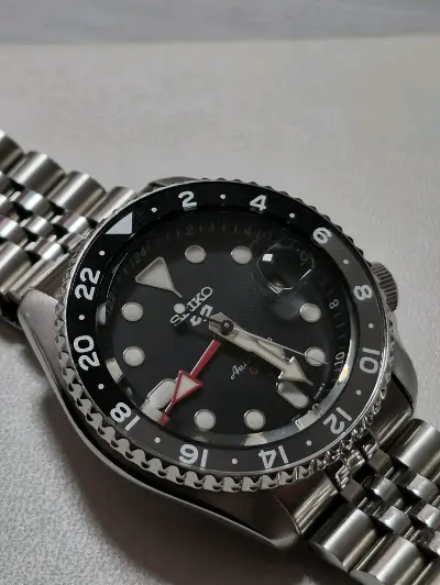 Seiko 5 Sports GMT