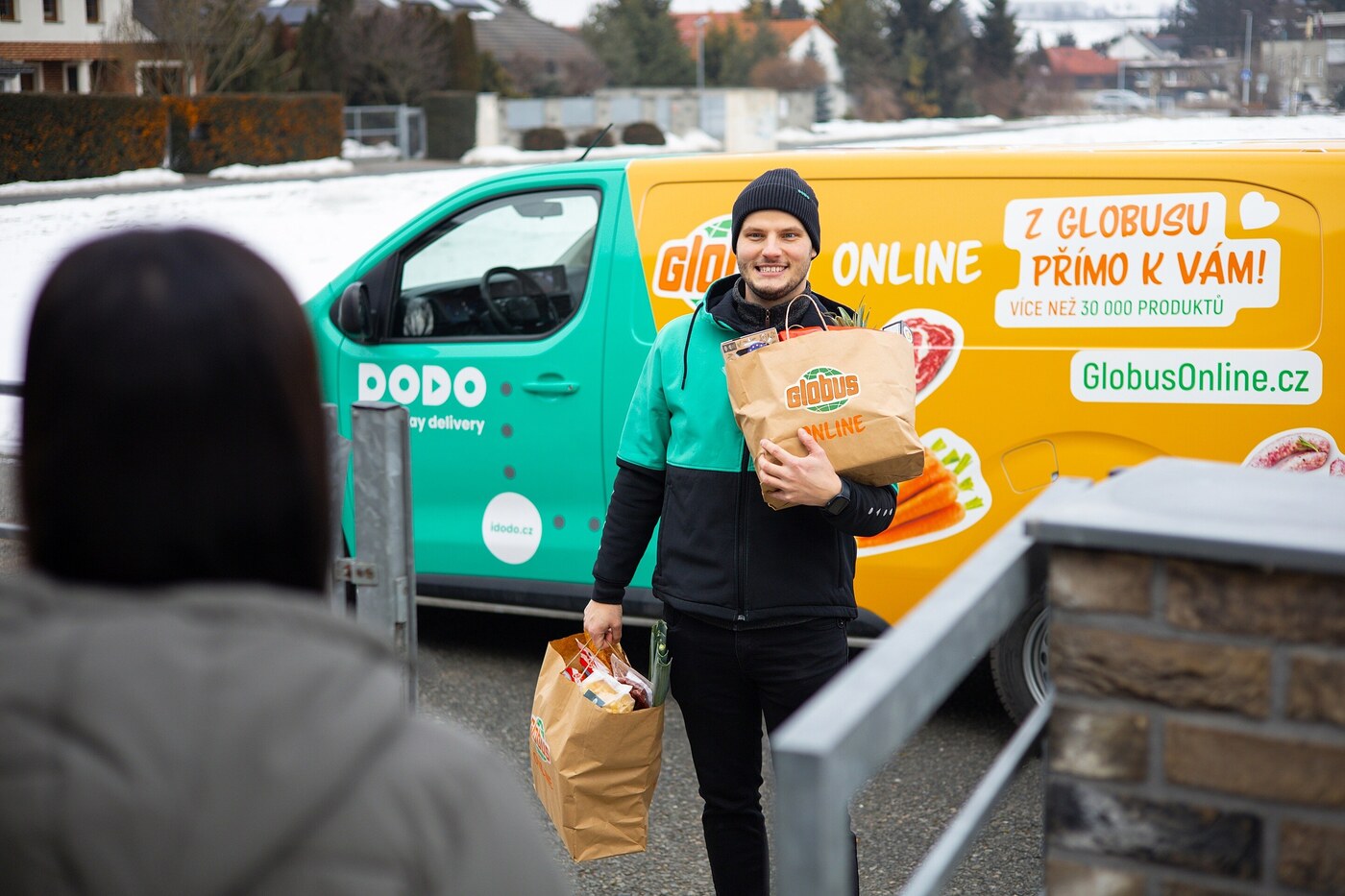 Сеть гипермаркетов Globus запустила в Чехии собственную службу доставки продуктов на дом