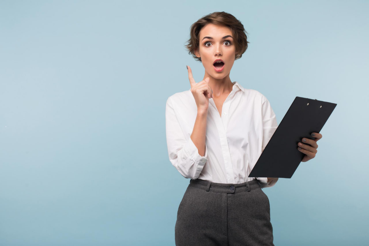 Средняя заработная плата в Чехии в прошлом году выросла более чем на 3 300 крон и составила 49 215 крон