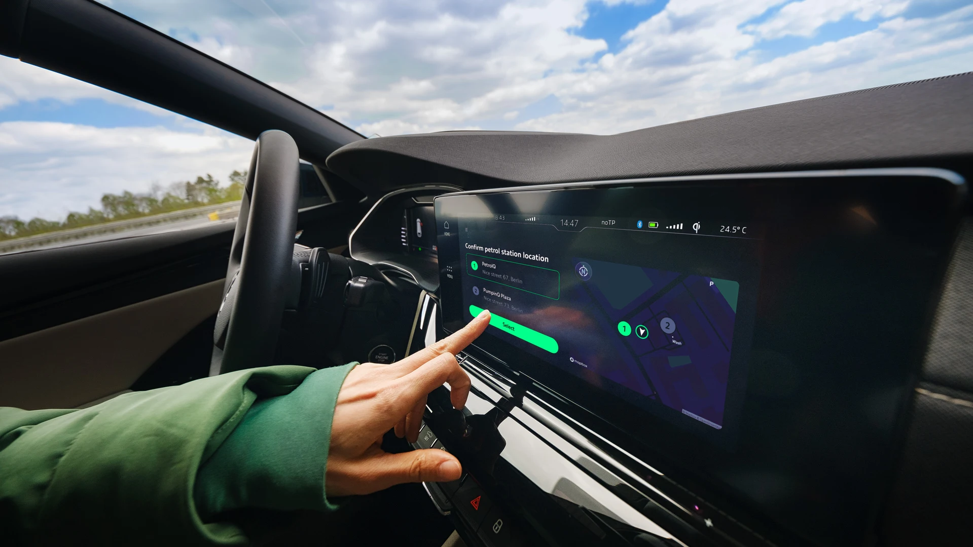 Škoda Auto запускает в Чехии услугу Pay to Fuel