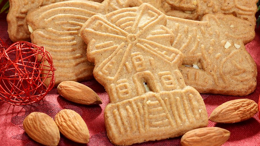 8. Speculaas, Нидерланды — пряное хрустящее печенье.