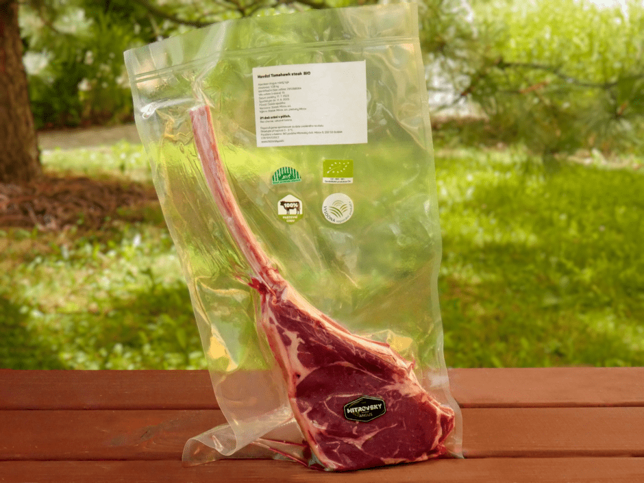 Hovězí tomahawk steak BIO,&nbsp;Mistrovský dvůr