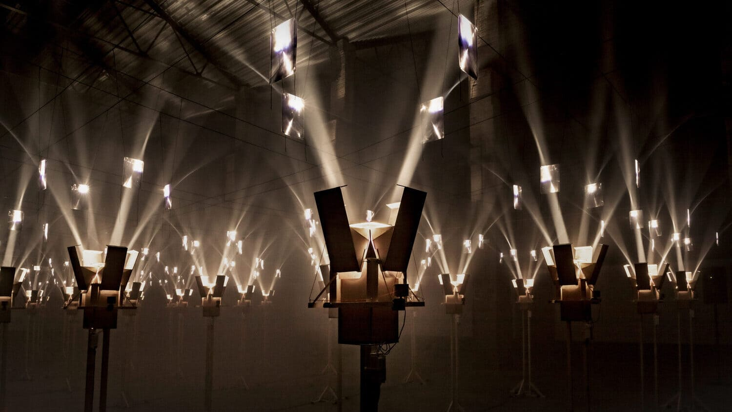 Josep Poblet (ES) → Lux Domus