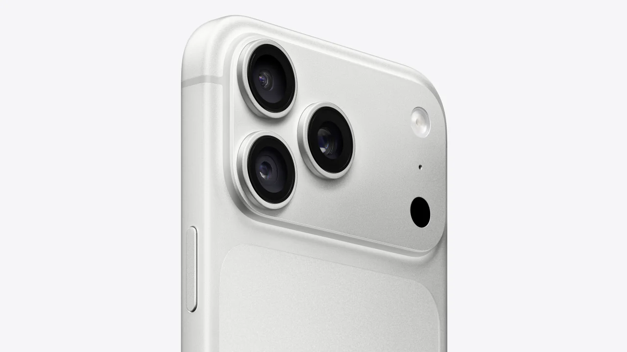 iPhone 18 Pro в цвете Silver