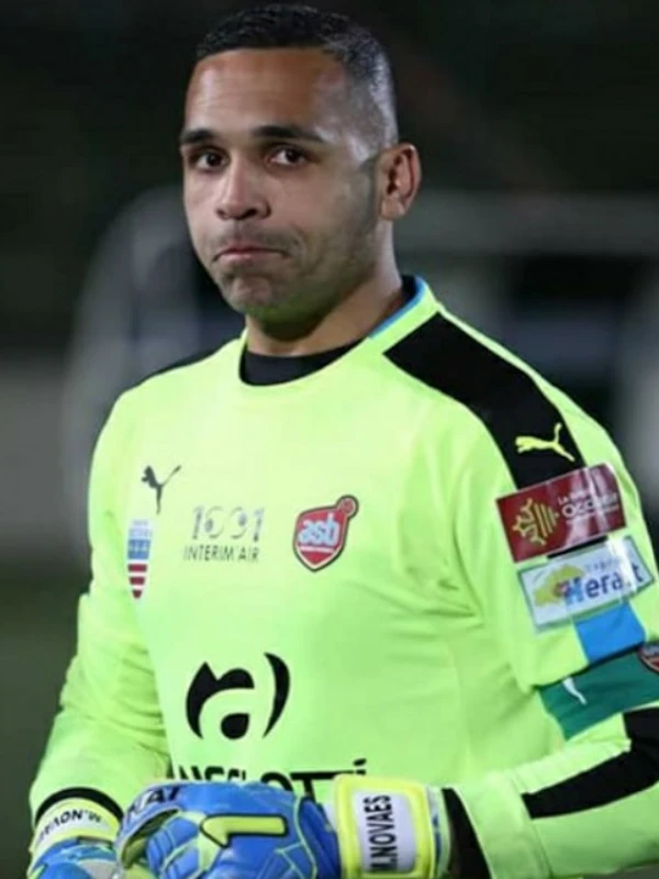 Macedo Magno Novaes