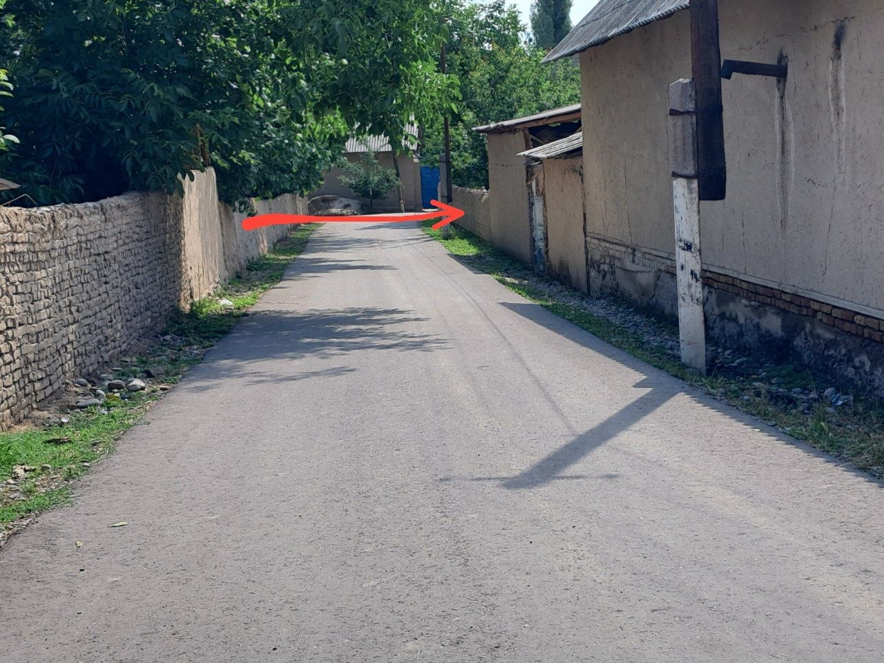 6 sutixli katta hovli