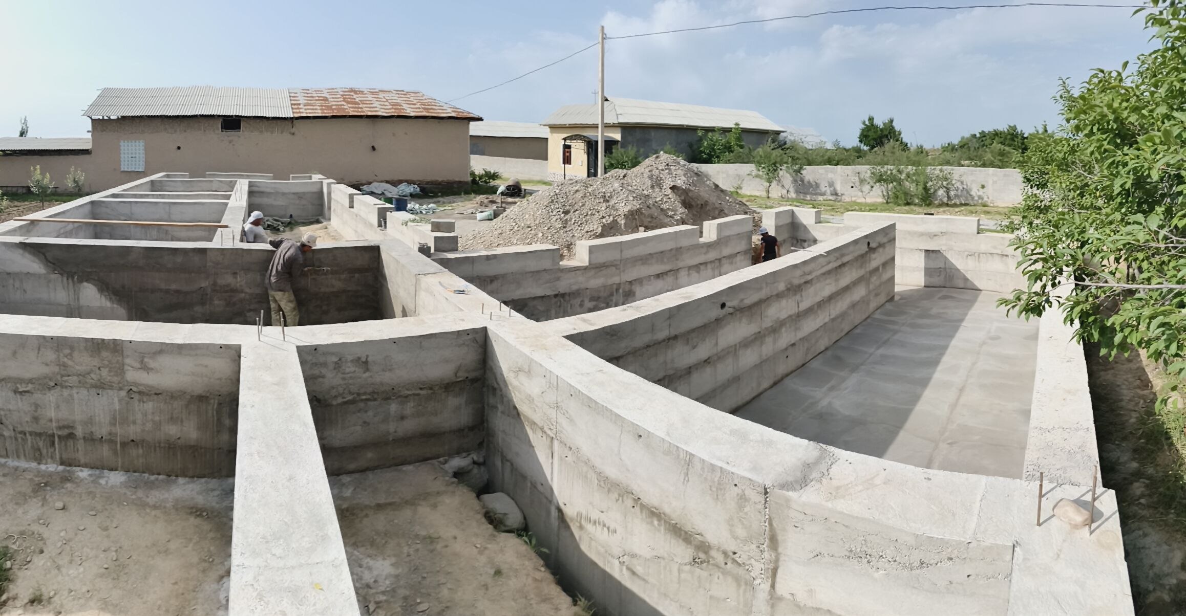 Beton quyish xizmati bor Apalafka balatligi 60sm