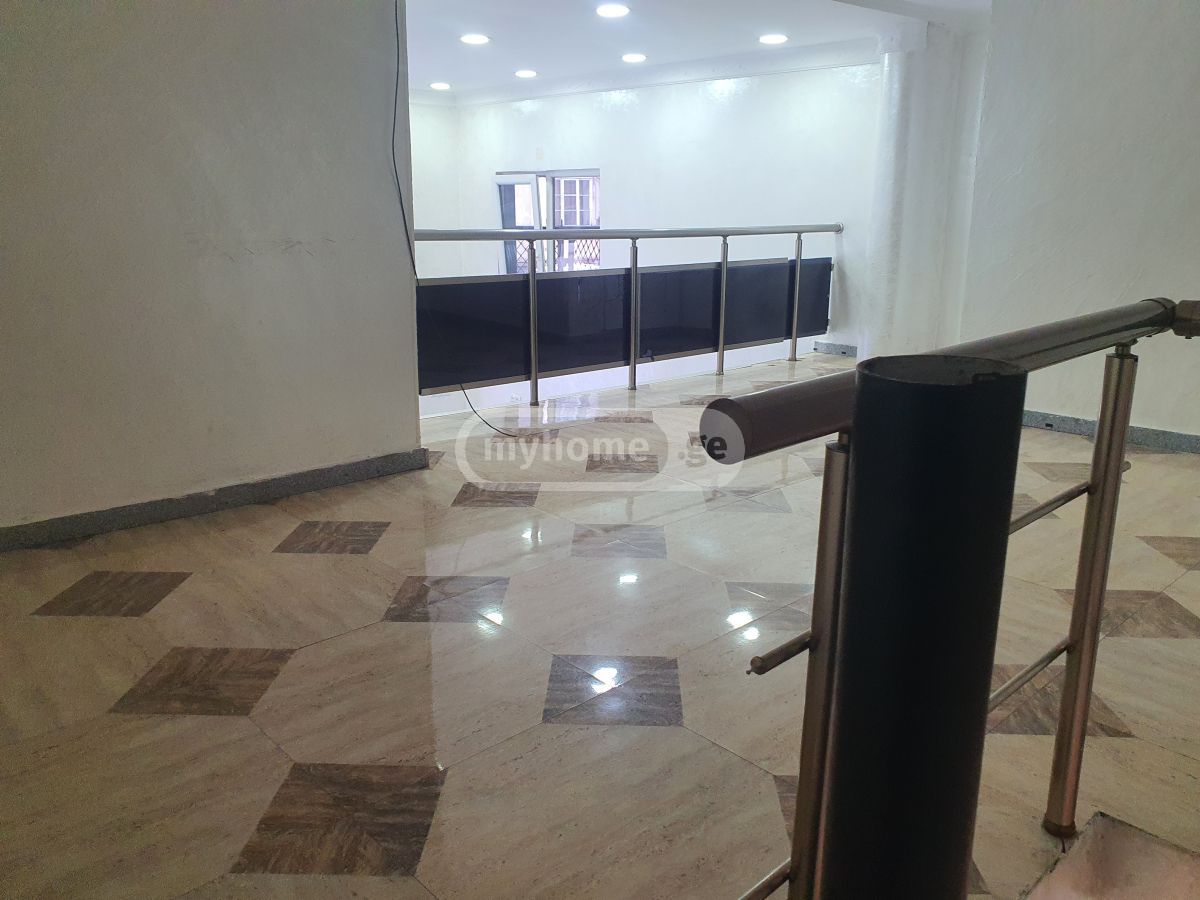 2 etajli dupleks kvartira — 60 m2