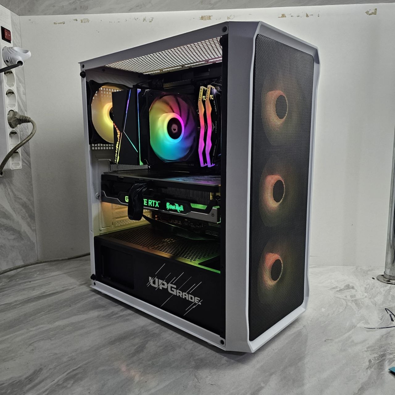 ASUS TUF GAMING B650E-PLUS WIFI