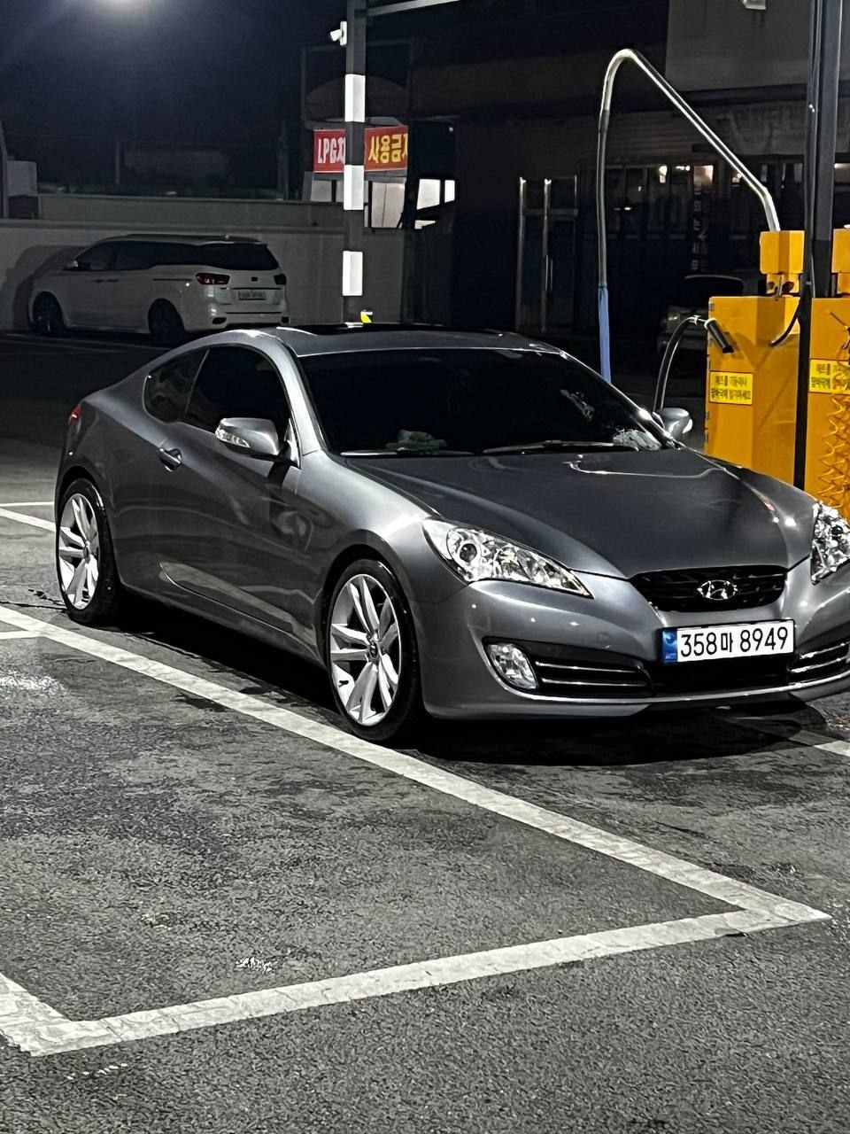 Genesis Coupe 2009 — yaxshi holat, muammosiz
