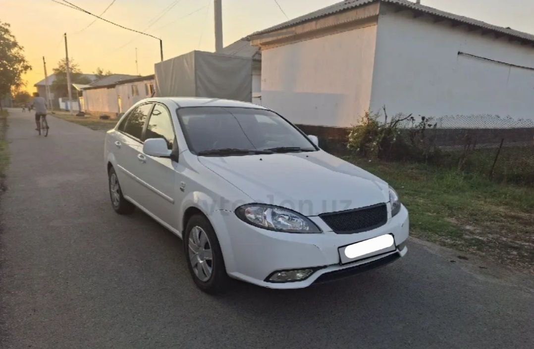 Jentra 2015