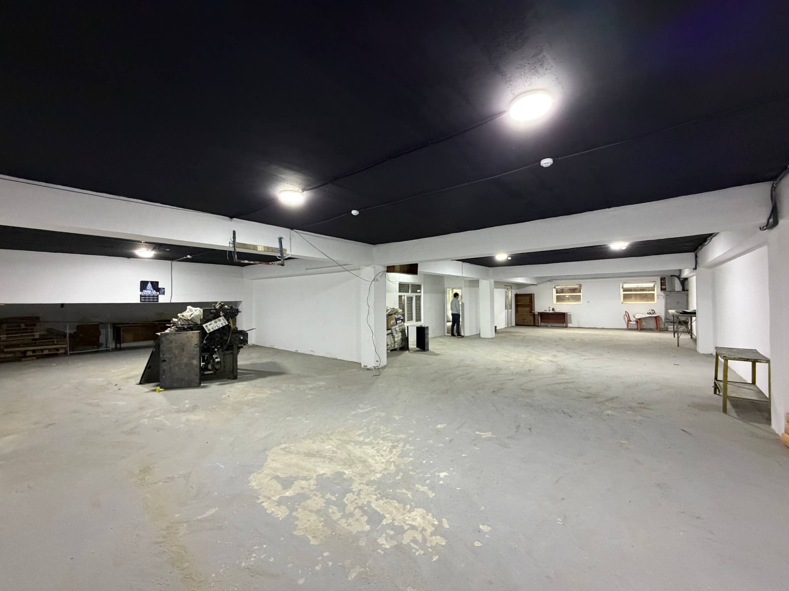 230 m² tijorat joyi ijaraga