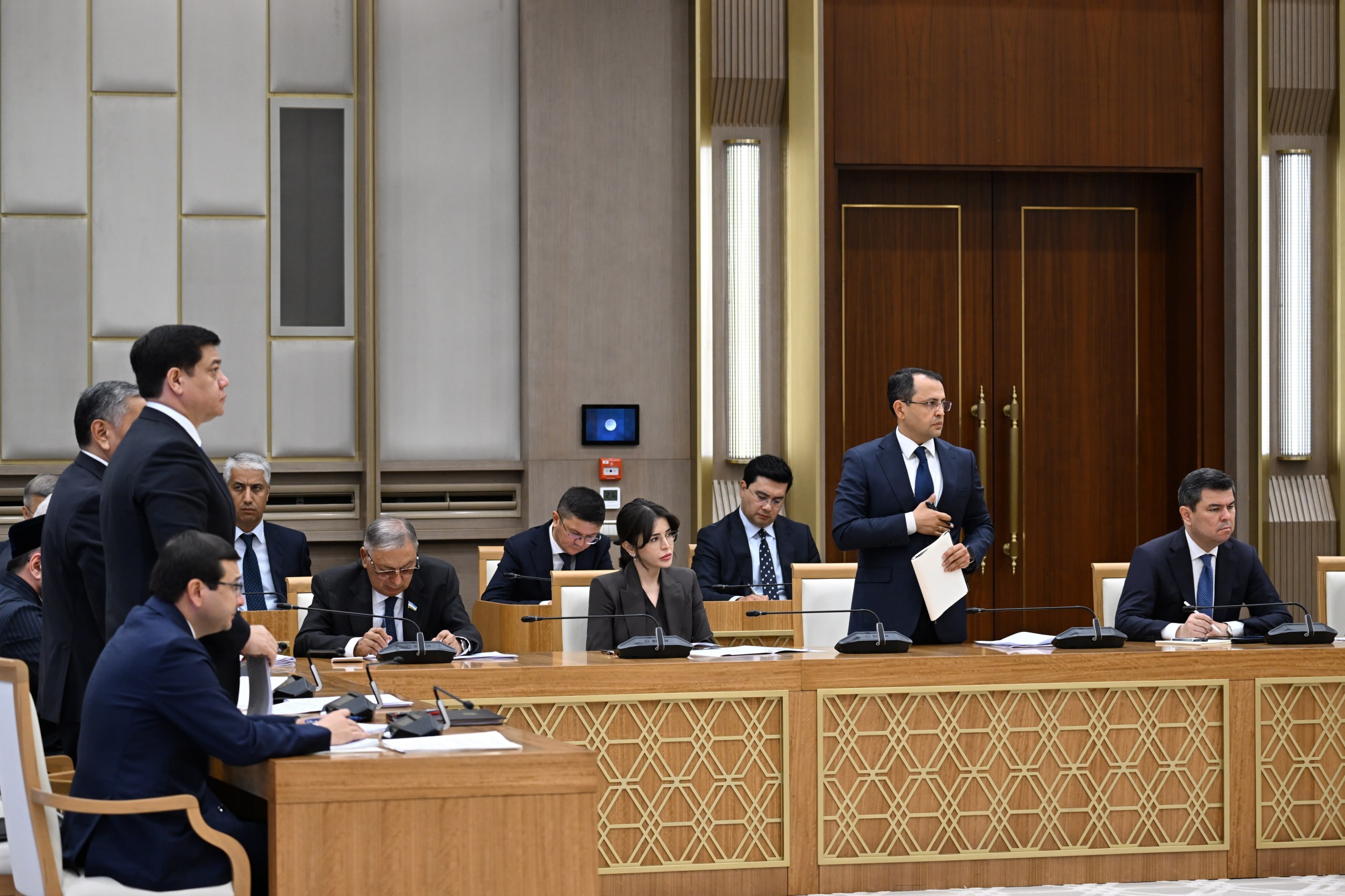 Davlatimiz rahbari mahalla raisi ijtimoiy muammolarni