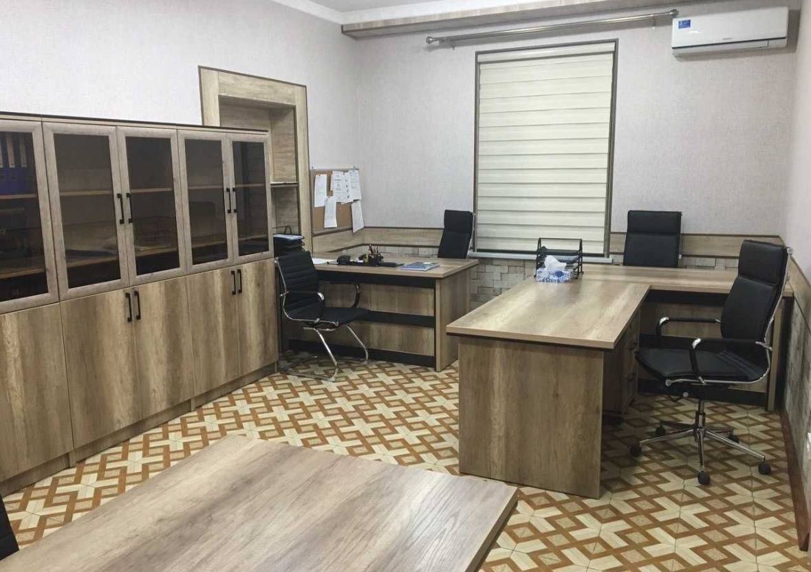 Офис полностью с мебелью и готов ко въезду
