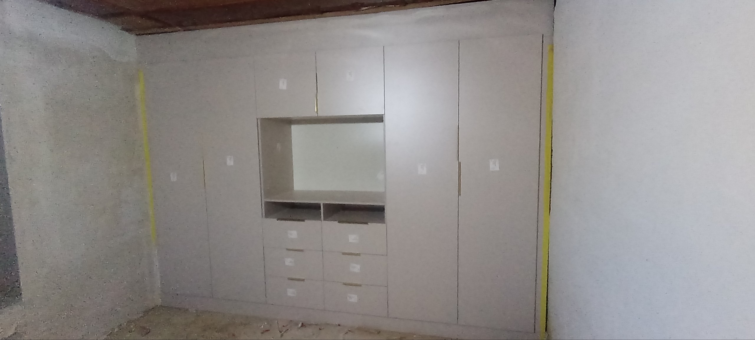 Mebel olamiz