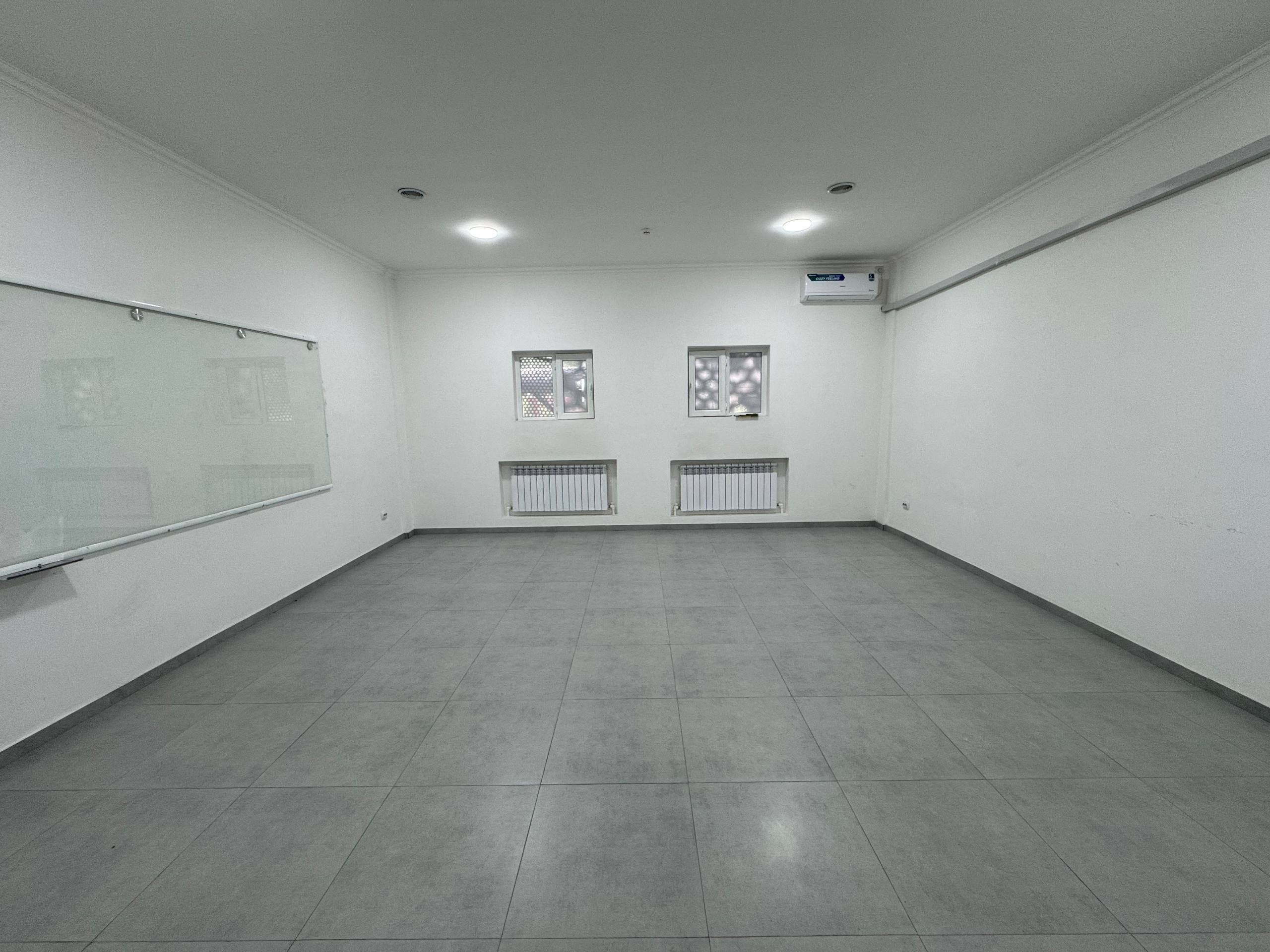Ofis joyi ijaraga 215 m²