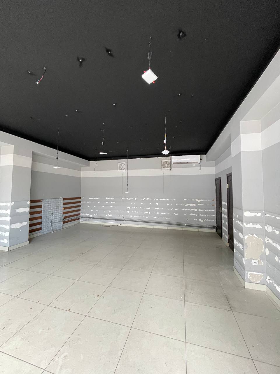 Ofis uchun 140 m² joy
