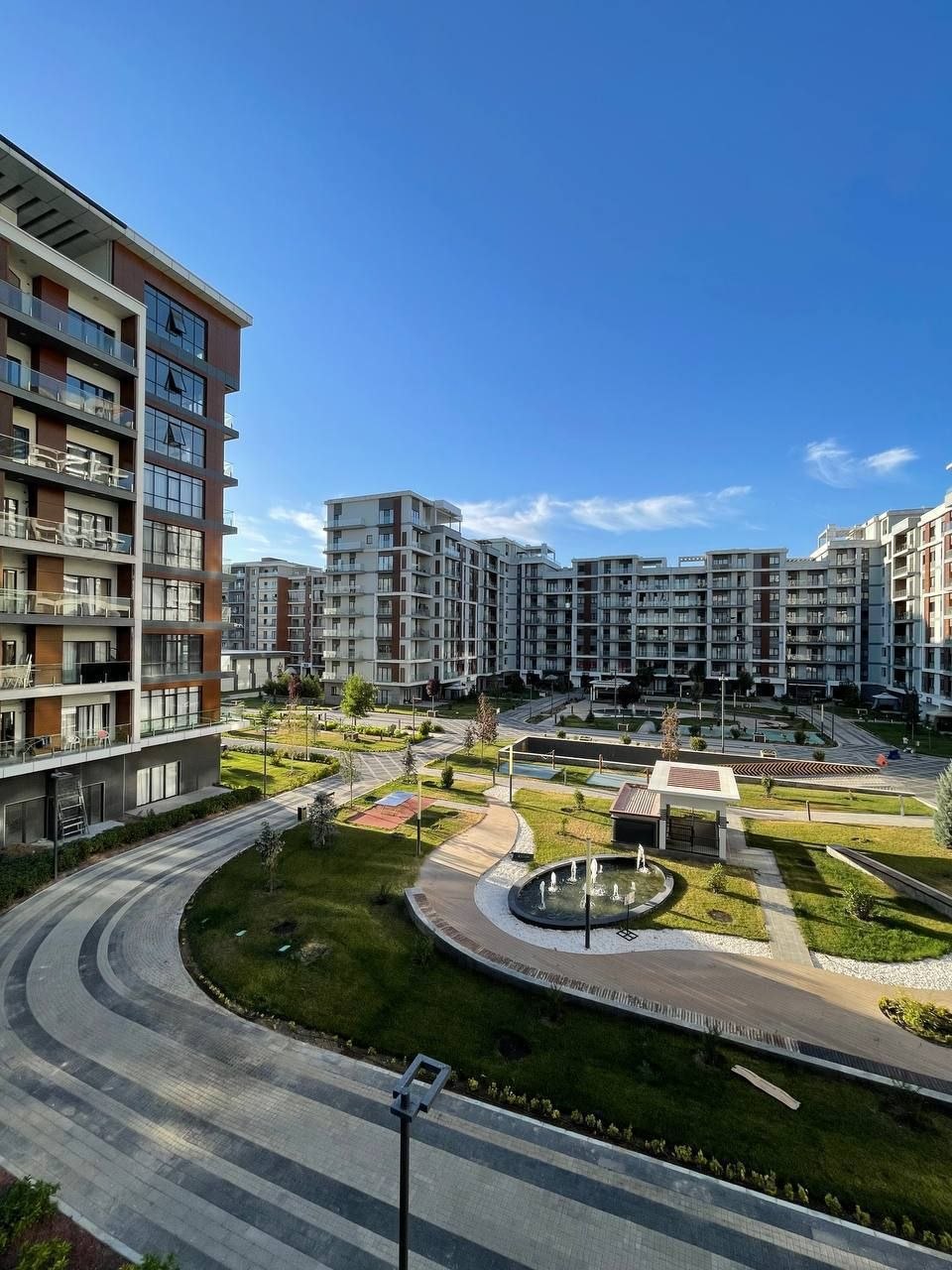 7 xonali kvartira 217 m², 1.250.000 y.e.