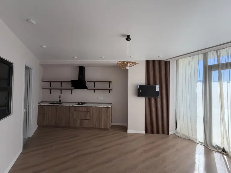 2 xonali keng kvartira — 42 m2