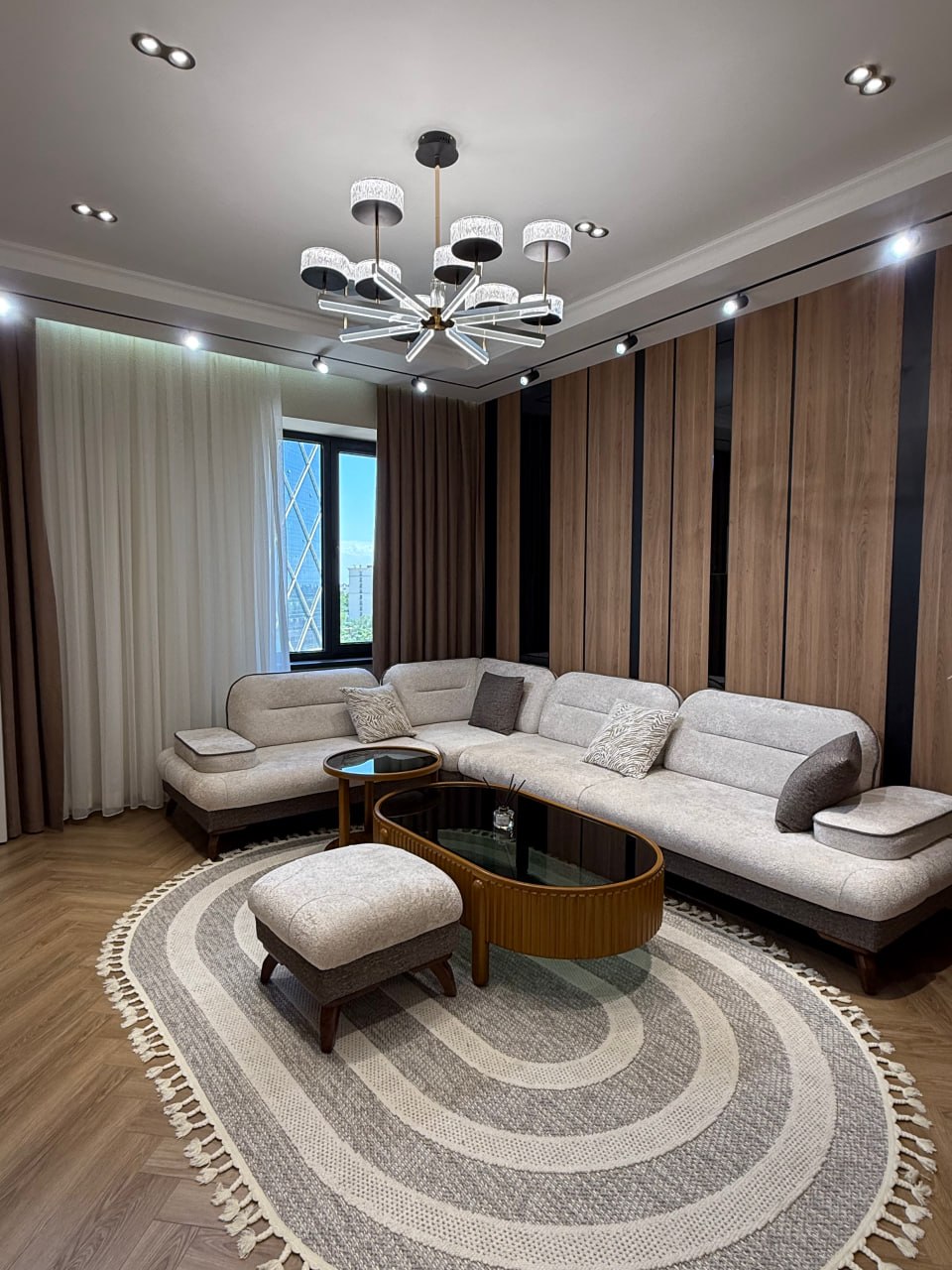 4 xonali kvartira 105 m²