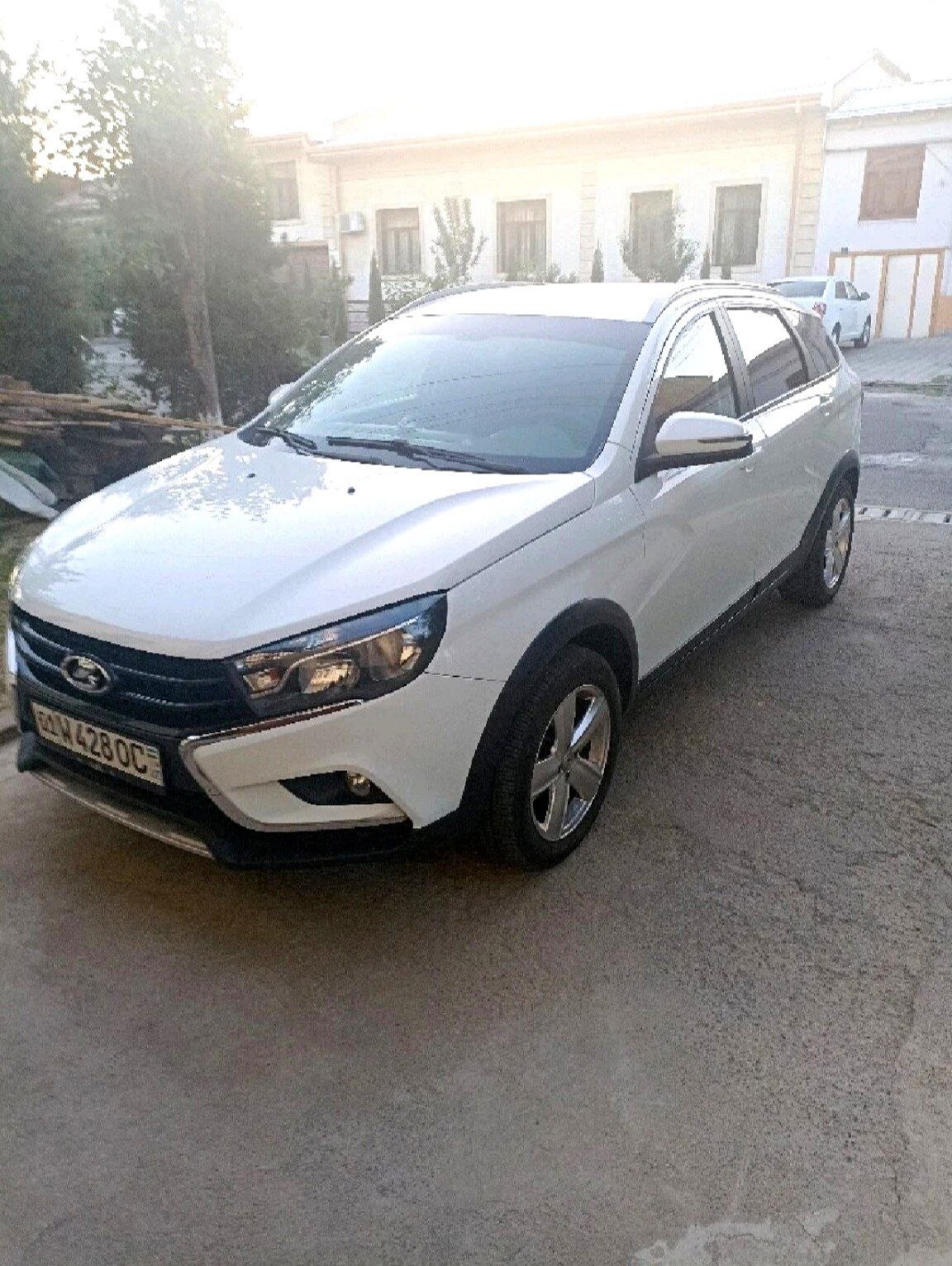 Lada Vesta