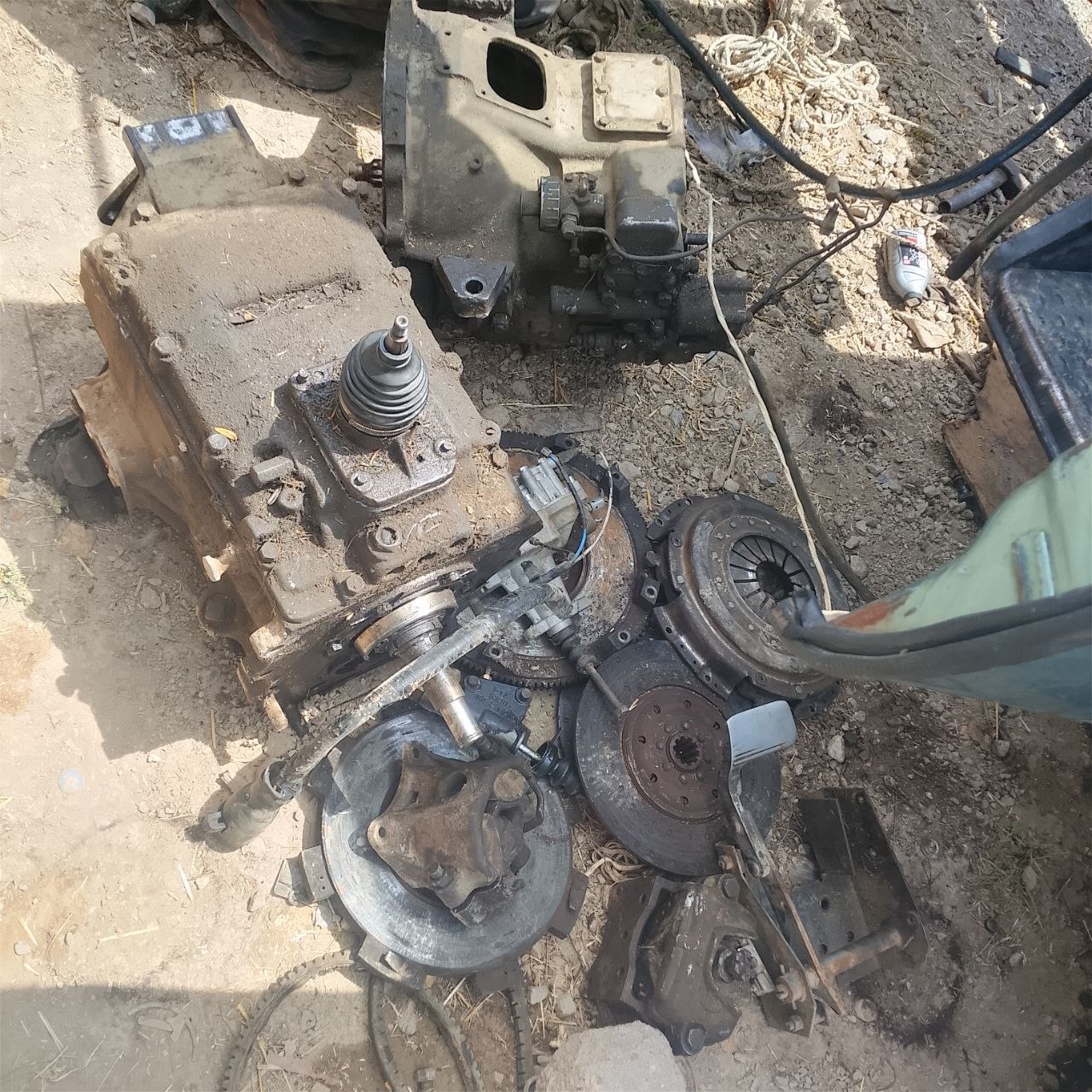 Kamaz karopka dilitil mahavek karzinka mufta pedal