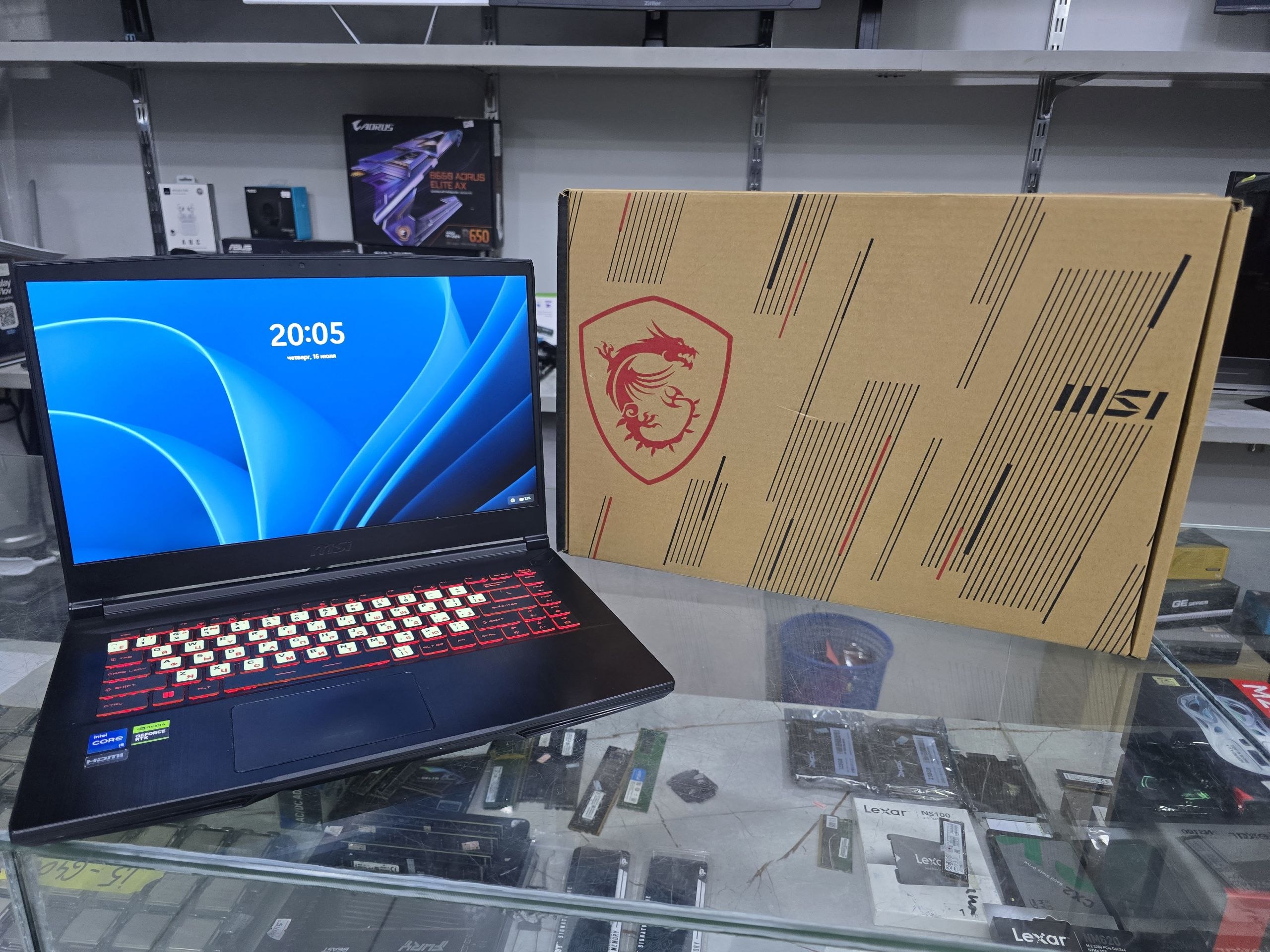 MSI Thin GF63 — 15.6 FHD, i5, RTX2050