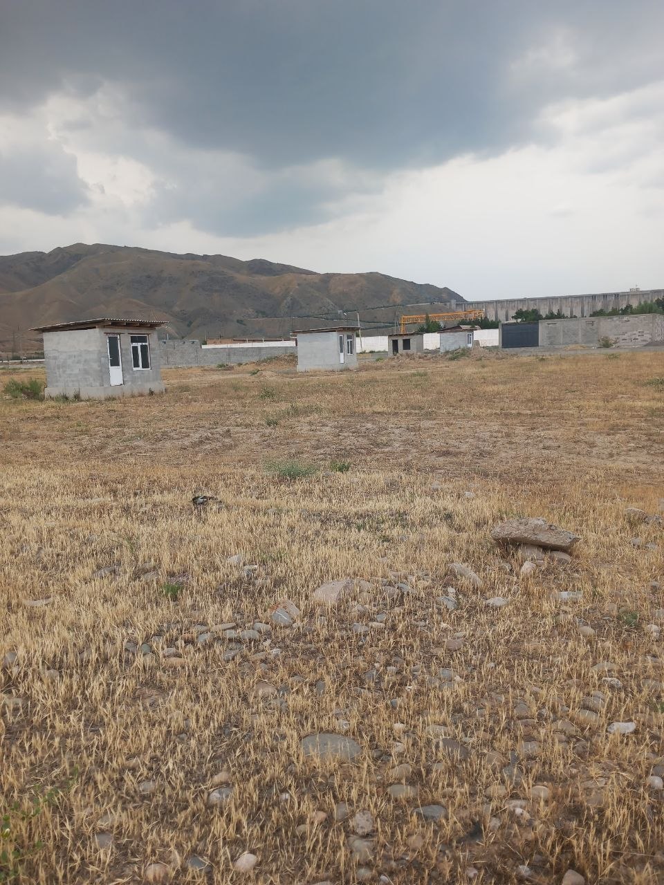 10 sotix yer — qurilish uchun tayyor