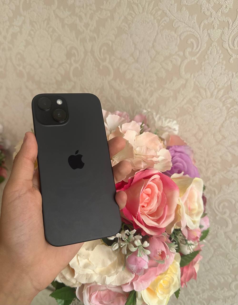 iPhone 15 black 128gb