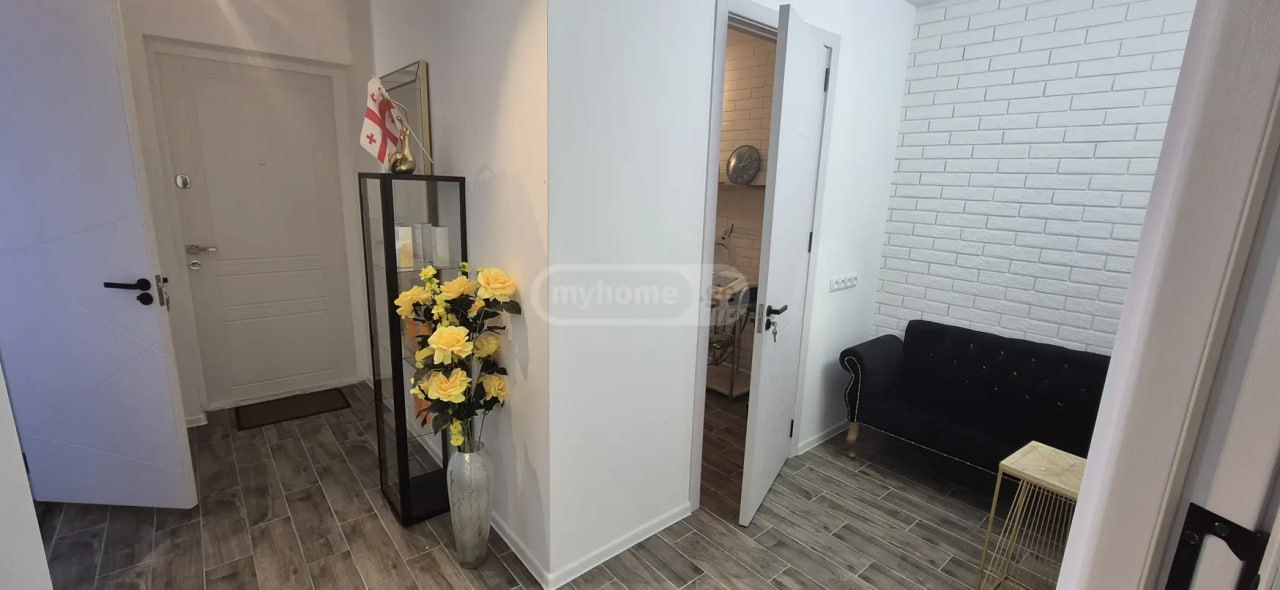 3 xonali kvartira 49 m², 110 000 $