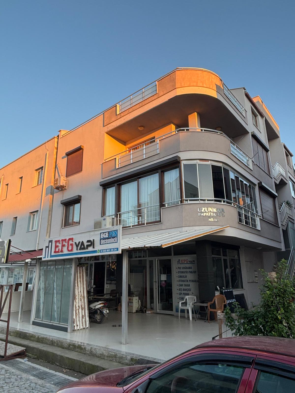 Papatya Apartmanı