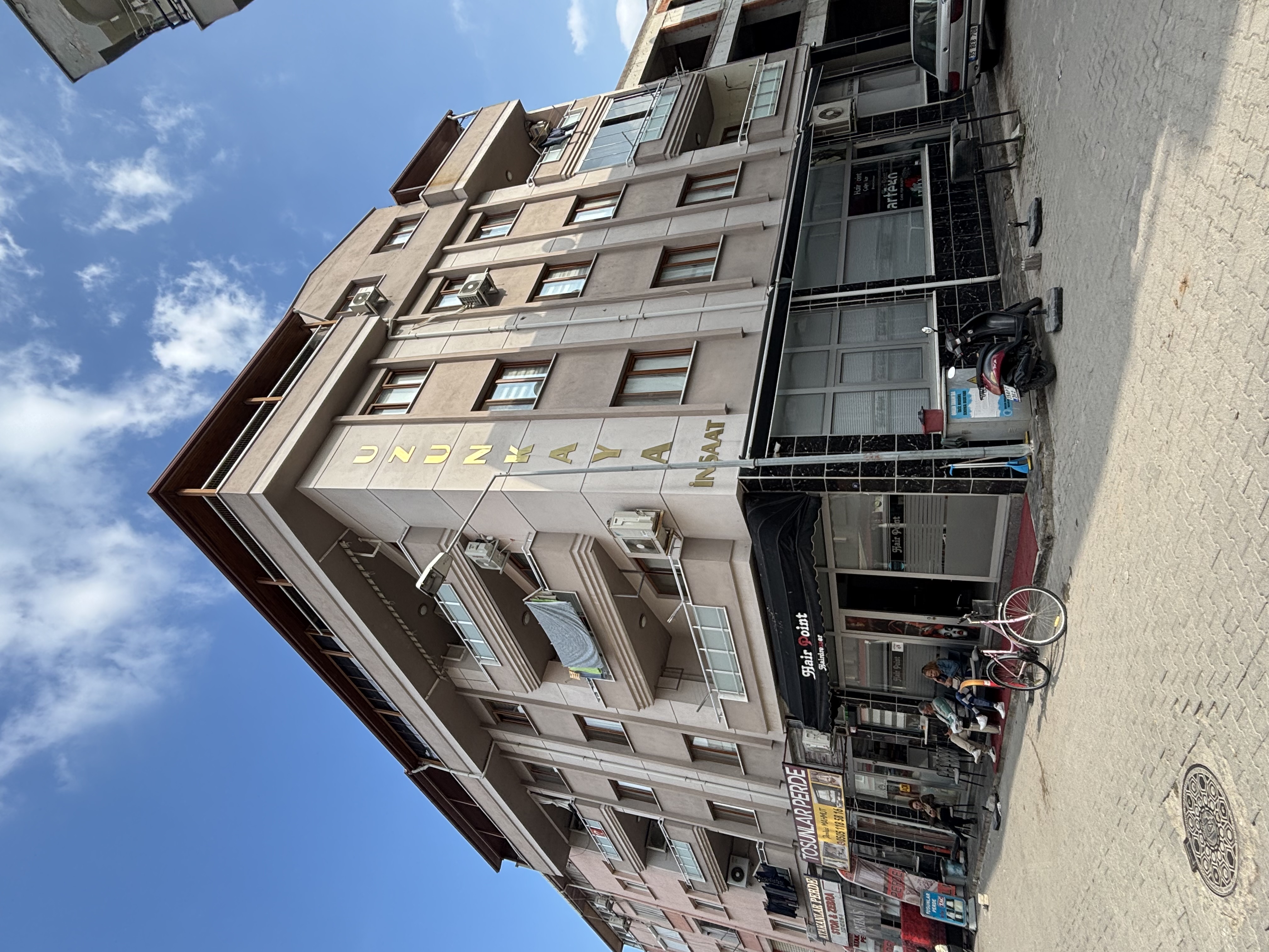 Akar Apartmanı