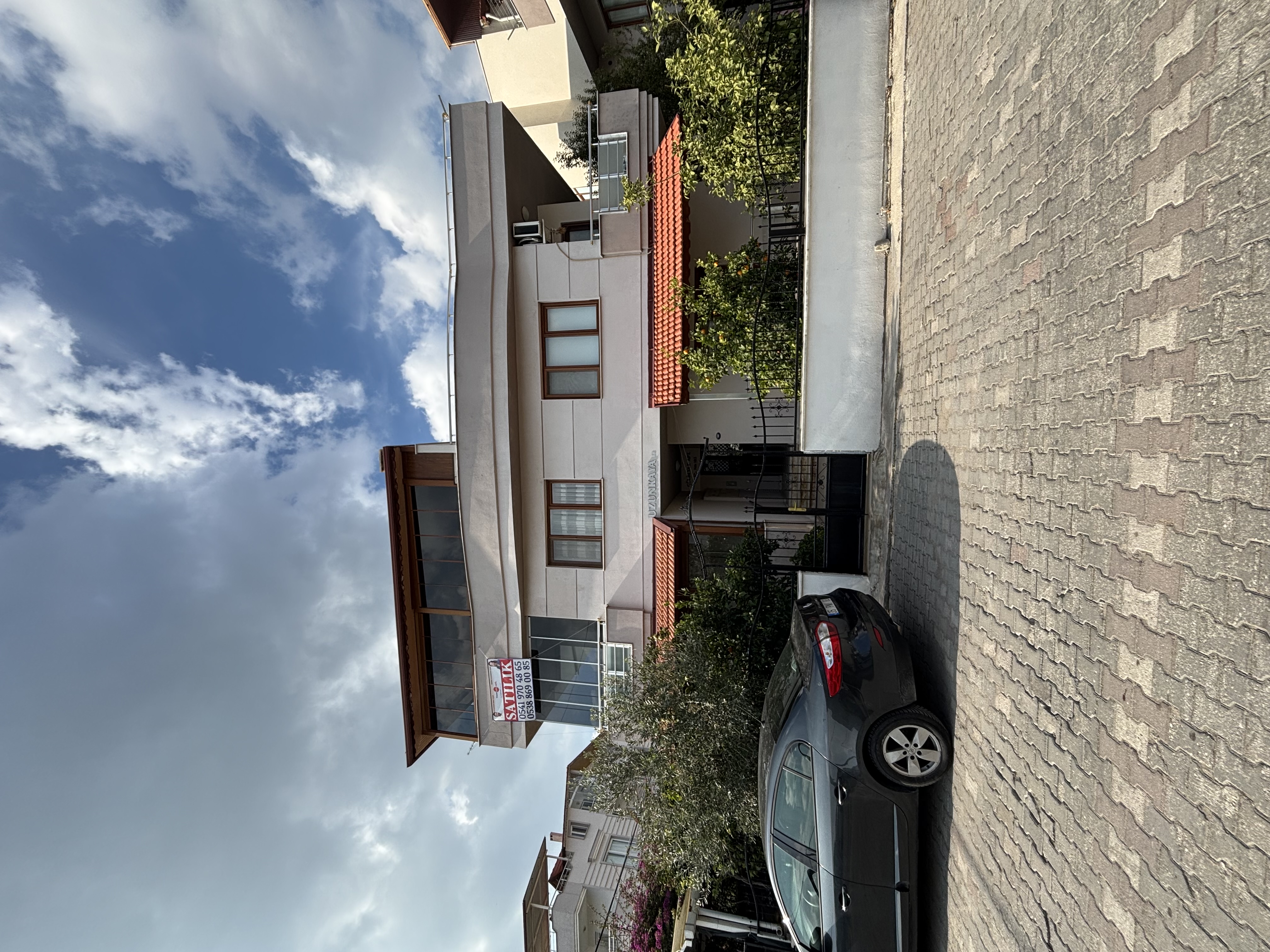 Gülbeyaz Uzunkaya Apartmanı galeri 1