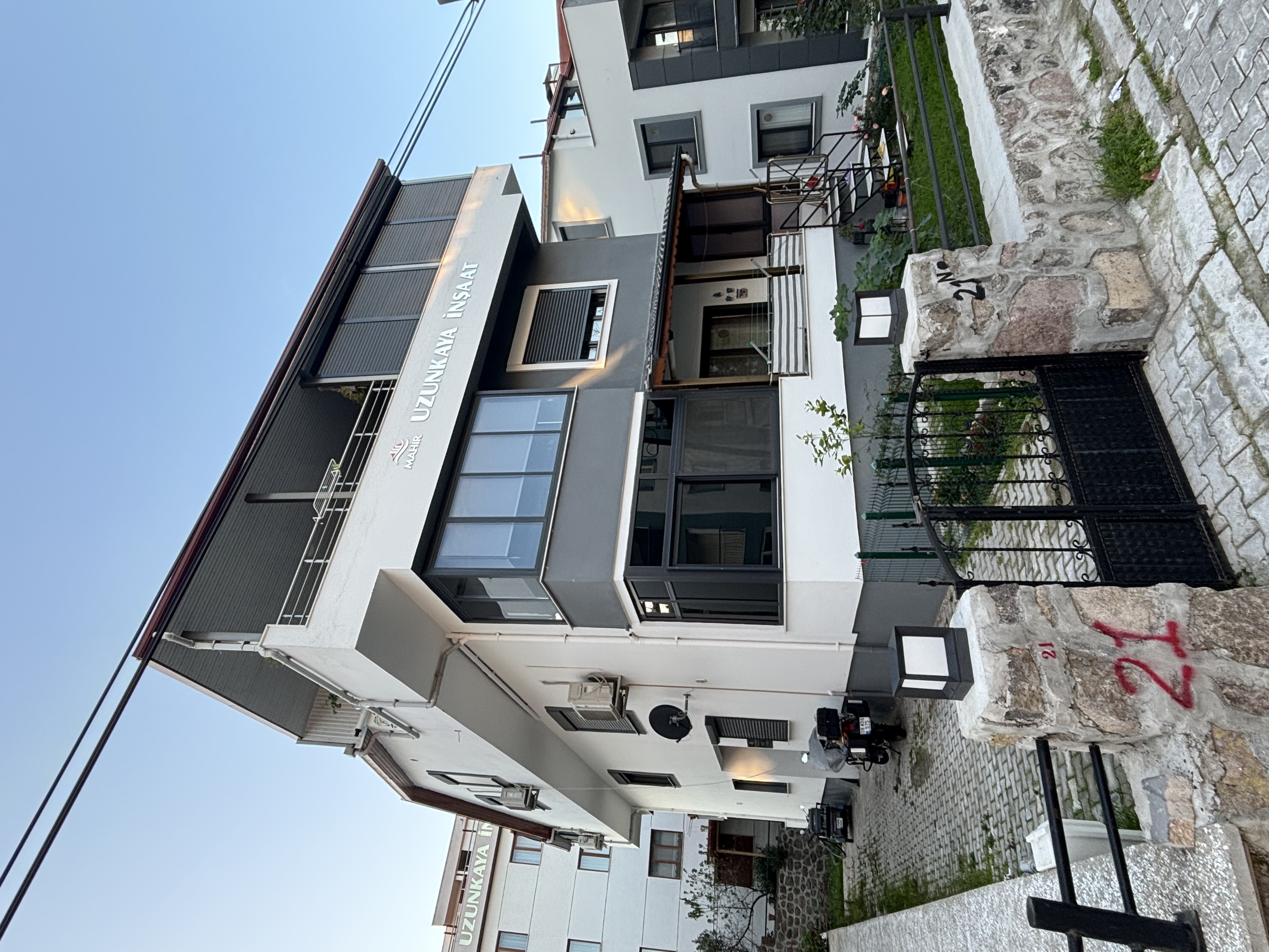Deniz Uzunkaya Apartmanı