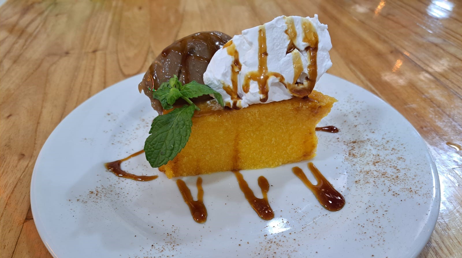 LUAN BISTRO