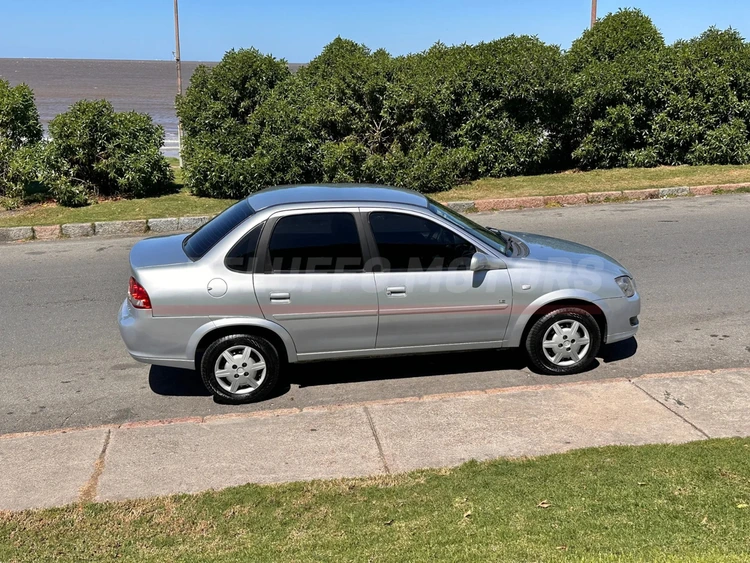 2011 Chevrolet Corsa