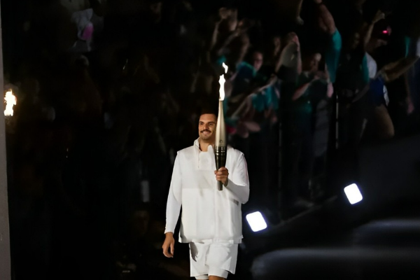 Florent Manaudou est venu apporter la flamme