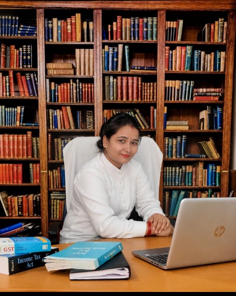 adv Nidhi Saxena