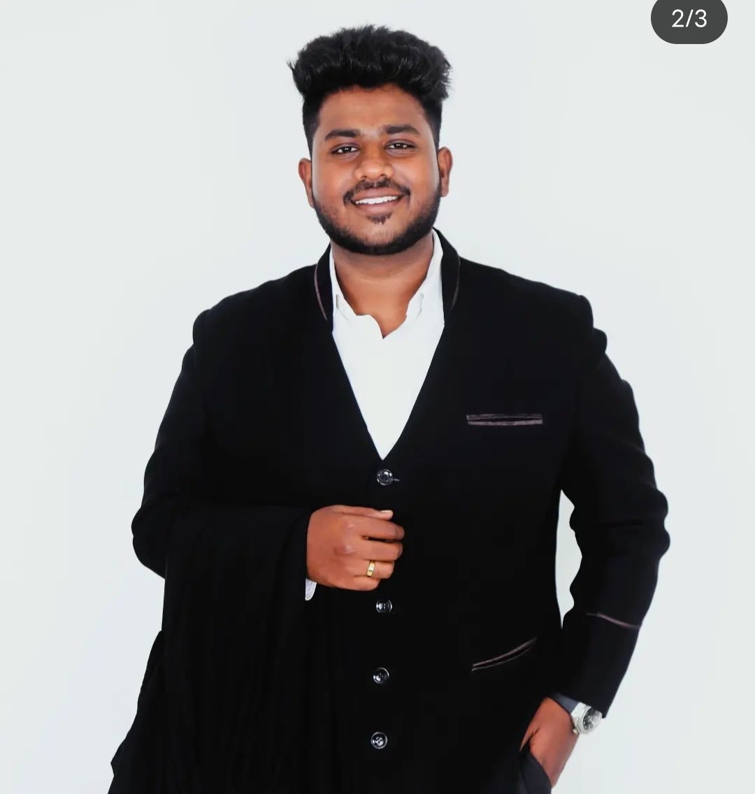 Dhinesh