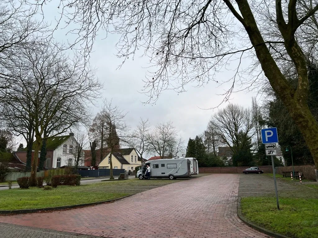 Location: Friedhofsweg 