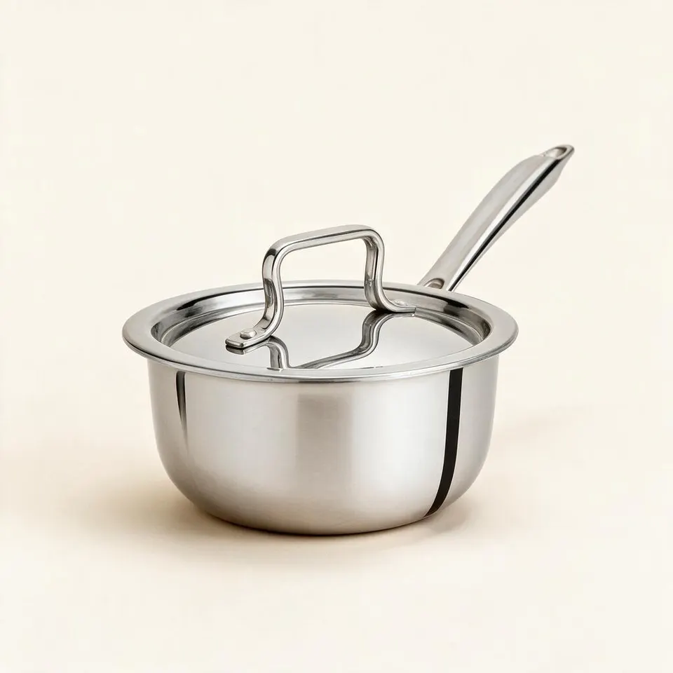 Stainless steel saucepan with lid 15 cm