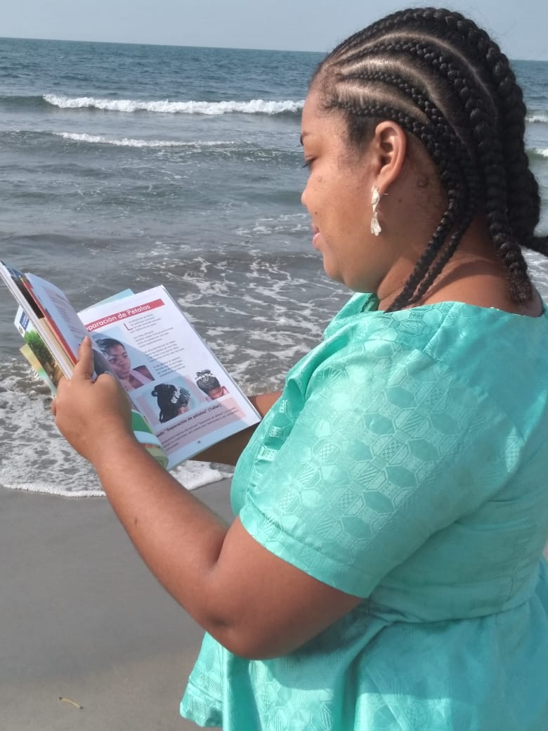 Mi libro por el país de la Teranga