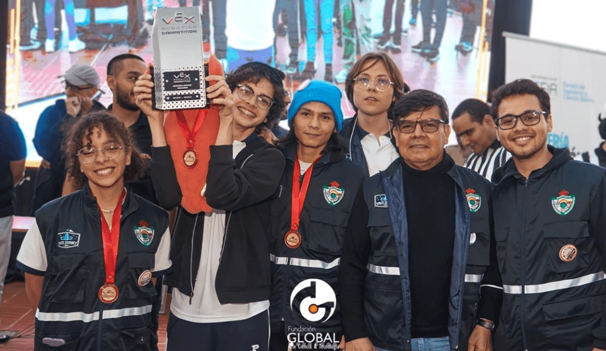 Ayuda para ir a Campeonato mundial Vex Robotics