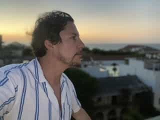 Alejandro Riaño