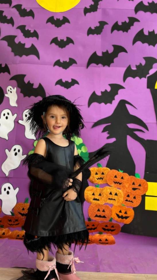 MİNİKLER KOSTÜM PARTİSİ