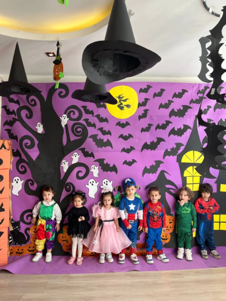 MİNİKLER KOSTÜM PARTİSİ